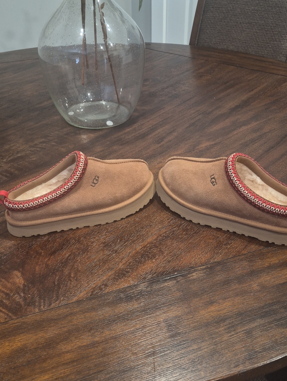 NEW UGG Tasman Cozy Suede Slip-On Clog in Chestnut with Red Trim - Picture 8 of 8